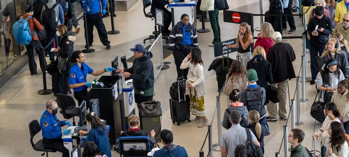 These 20 US airports don't use TSA screeners — and Trump wants more to go private
