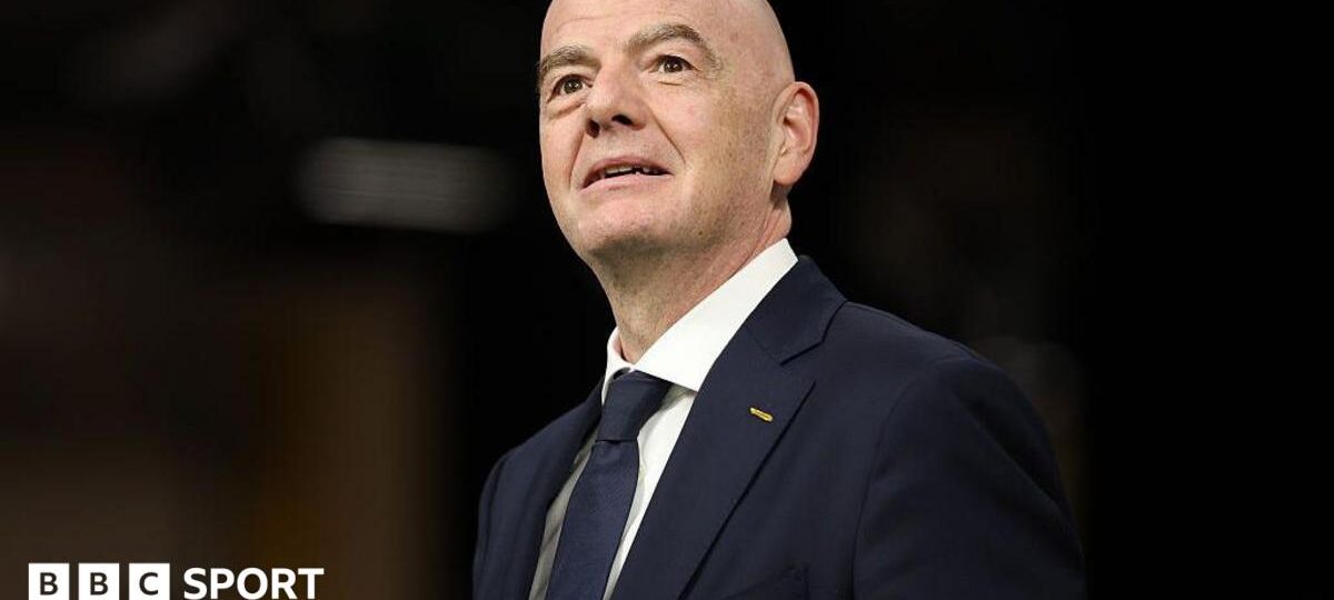 Fifa admits mistakes but Infantino remains president