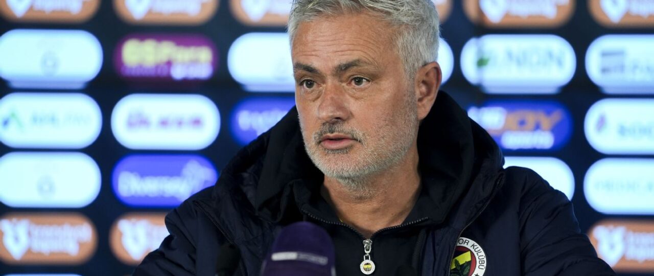 ‘It’s weakness, I hate it’ – Mourinho tackles Guardiola over sabbatical