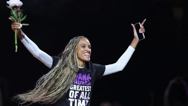 ‘They might get’ – WNBA fans aren’t loving the Atlanta Dream signing DeWanna Bonner after buyout