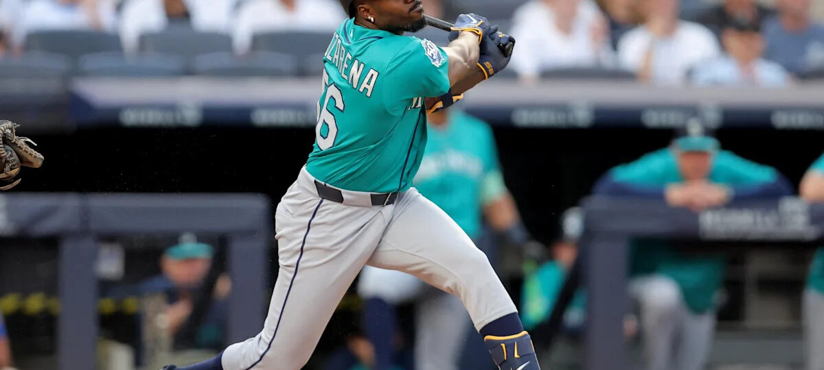 Erik Erikson describes a 10-5 Mariners loss to the Yankees