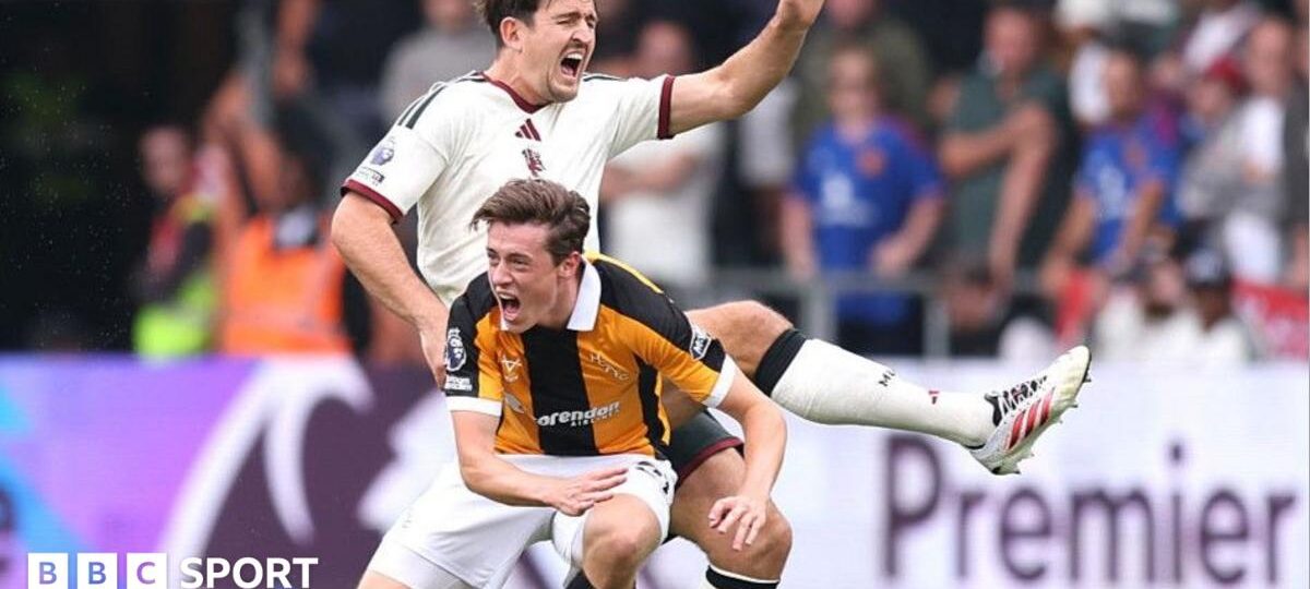 Ajayi is rock at the back as Hull stun Man Utd - Hull v Man Utd player ratings