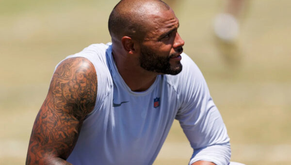 ‘Awesome’ – Dak Prescott blown away by heartfelt gift from Dallas Cowboys fan at training camp