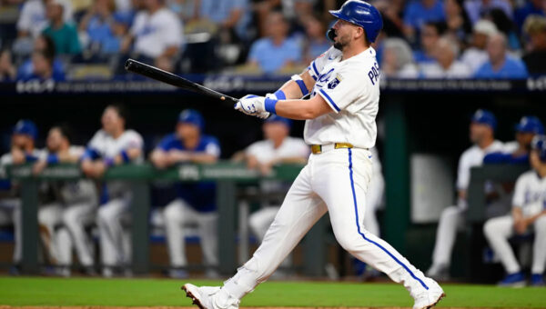 Royals stage another comeback to take the series from the Athletics