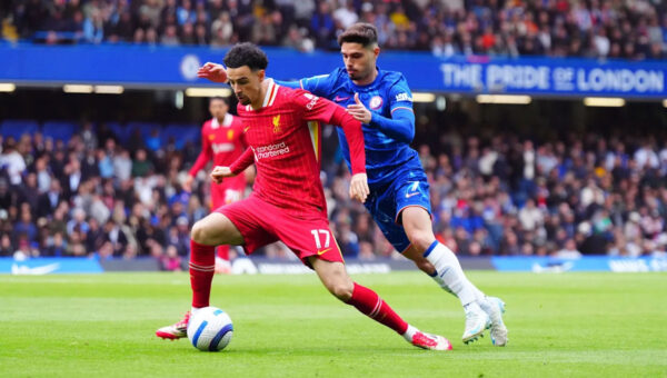 Report: £54m Chelsea star wanted by Premier League rivals