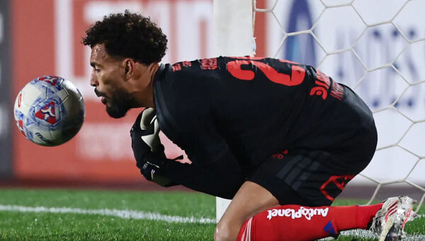 Vozinha's blunder that had Colo Colo rattled on their debut
