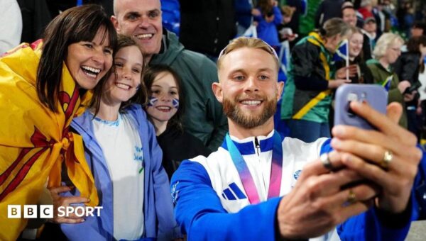 Selfies, signatures & social media – how Kerr embraced Glasgow Games