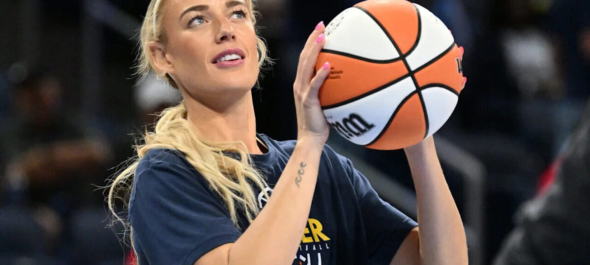Enes Kanter Freedom joins Sophie Cunningham rally before Fever game