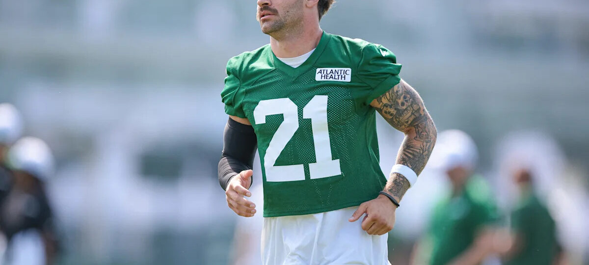 49ers bring back 2 players as others hit injured reserve
