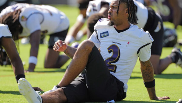 Ravens get positive Nate Wiggins injury update after being carted off