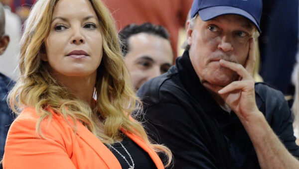 Jeanie Buss considering paying out siblings to buy Lakers ownership share worth almost $2 billion