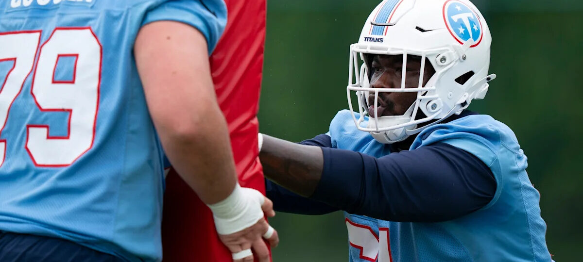 Commanders add veteran OL depth ahead of first padded practice