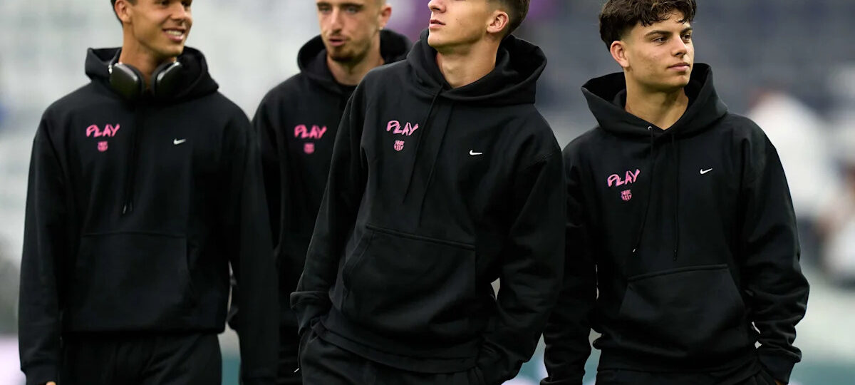 Why Hansi Flick has asked 6 Barcelona stars to train away from his squad