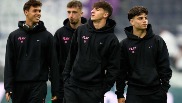 Why Hansi Flick has asked 6 Barcelona stars to train away from his squad