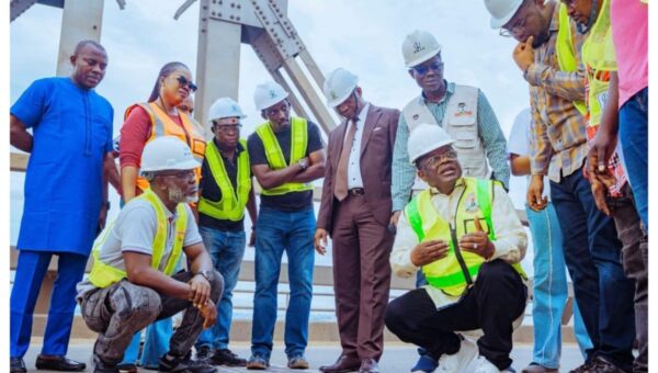 Umahi orders arrest of contractor over abandoned Asaba-Onitsha road