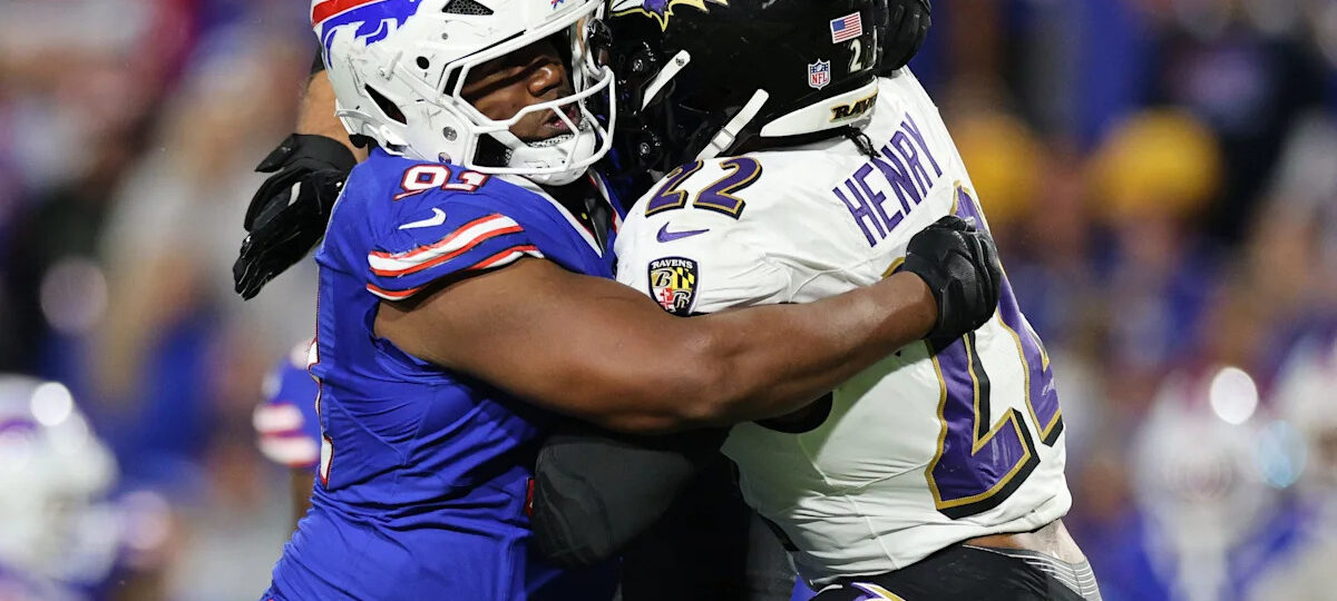 Bills' Joe Brady, Josh Allen show supper to Ed Oliver