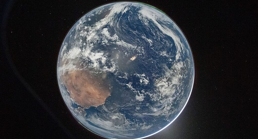 What Would Happen if Earth Lost Gravity? NASA’s Response to the Conspiracy Theory