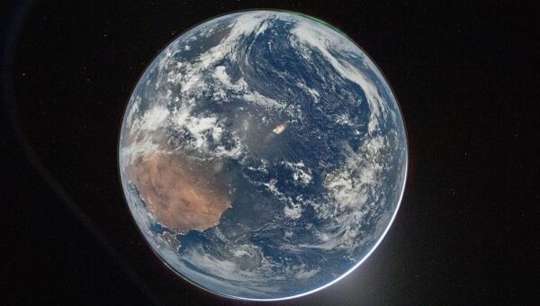 What Would Happen if Earth Lost Gravity? NASA’s Response to the Conspiracy Theory