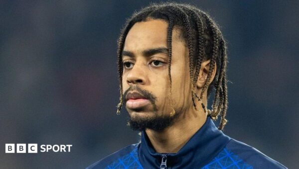 Liverpool agree £123m deal for PSG's Barcola