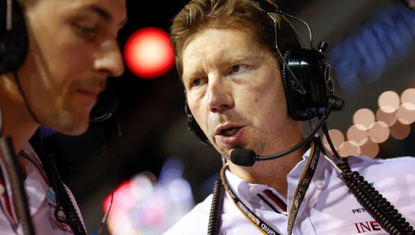 Williams boss Vowles feared Carlos Sainz and Alex Albon would leave