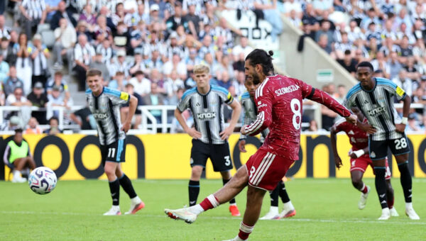 Iraola rescued at the death for his Liverpool debut