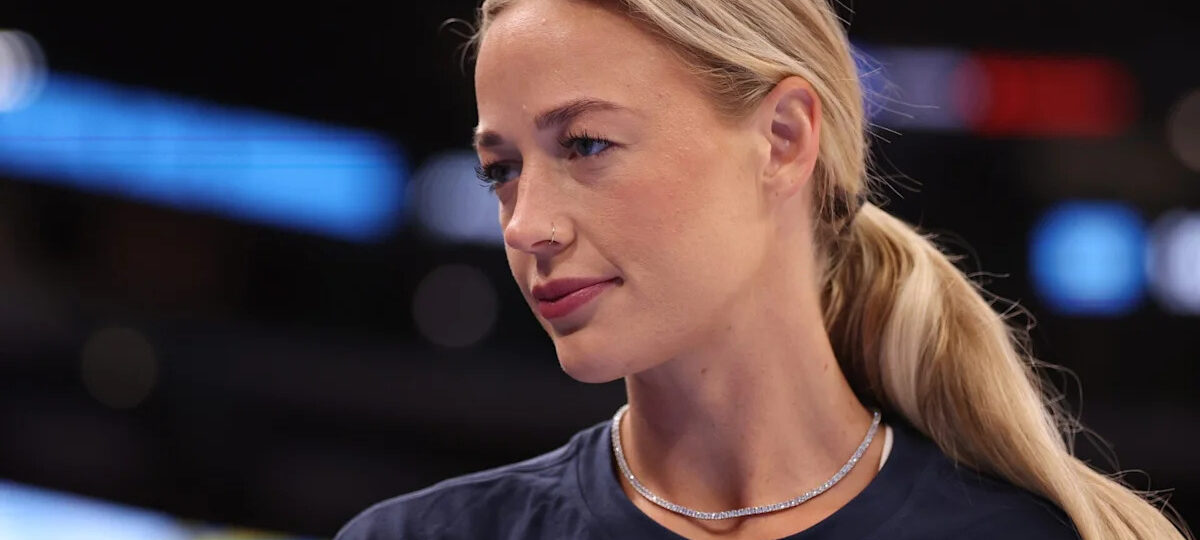 Texas Attorney General tells people what to do ‘instead of criticising’ Sophie Cunningham