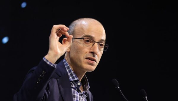 The author of 'Sapiens' says 'now is the time' to resist giving AI rights