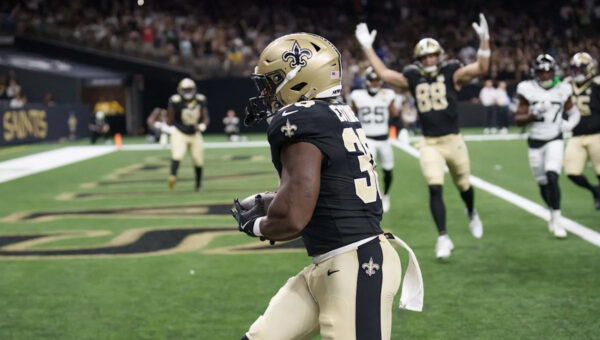 Audric Estime scores Saints’ first preseason TD, but exits with injury