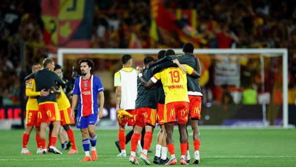 Lens stun PSG to lift Trophée des Champions