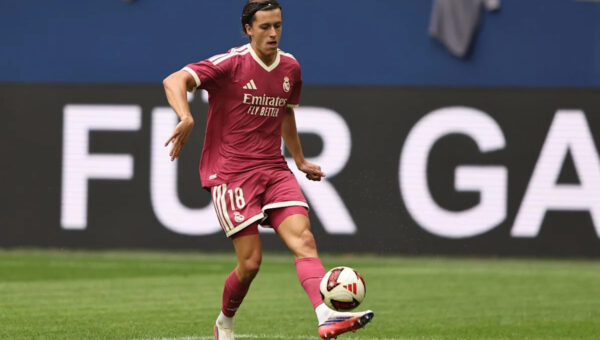 Real Madrid defender refuses to give up as Mourinho promises fair battle with summer signing – report