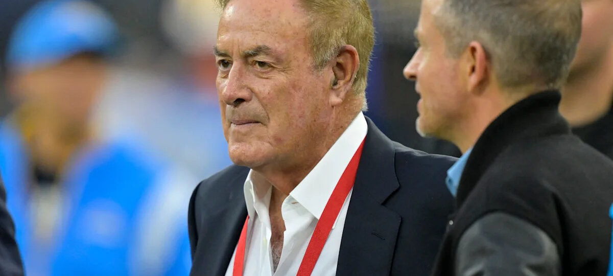 Al Michaels cracks Lake Ontario joke amid ongoing name controversy