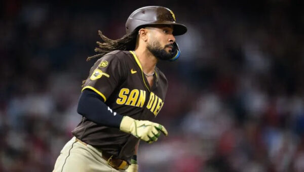 Padres continue to climb up power rankings after a dominant week