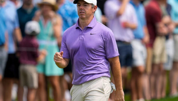 Rory McIlroy back in the hunt as Viktor Hovland leads way at Tour Championship