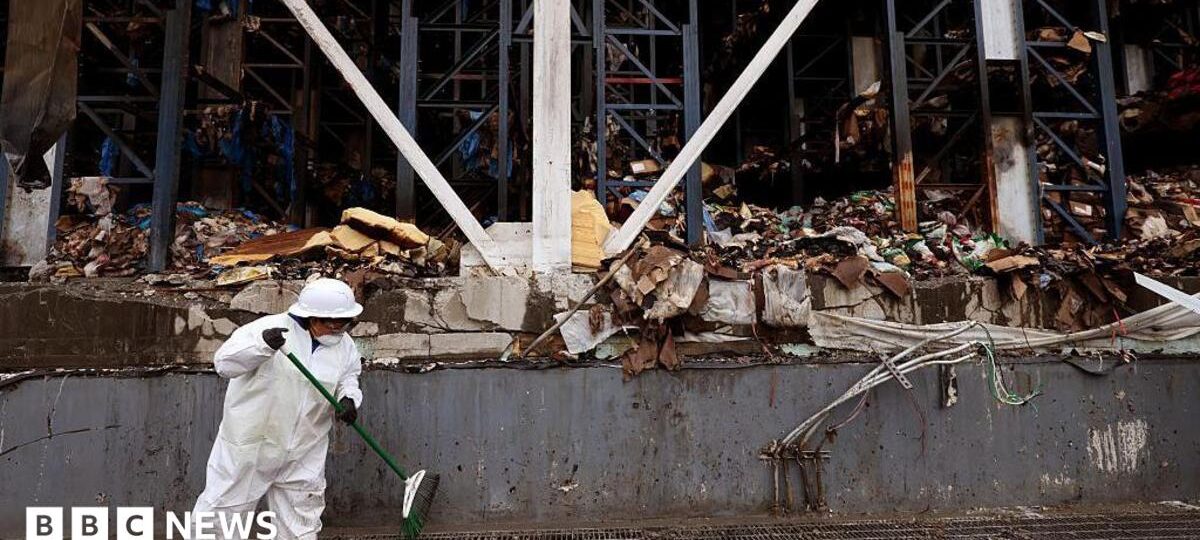 Tonnes of rotting food from vast LA warehouse fire creates unbearable stench