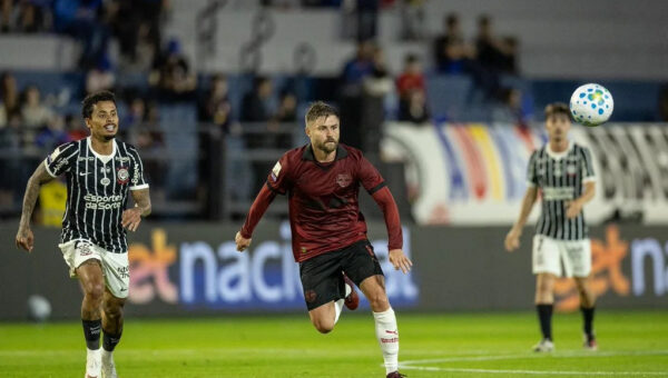 Thanks to a HUGE howler, Corinthians beat Red Bull Bragantino