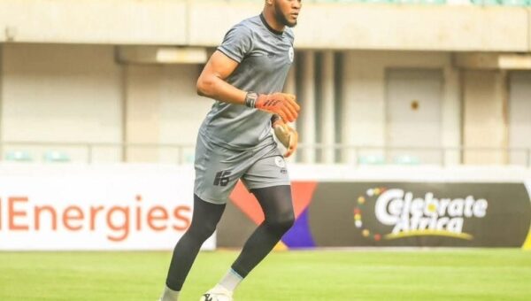 NPFL: Former Super Eagles goalkeeper close to Shooting Stars transfer