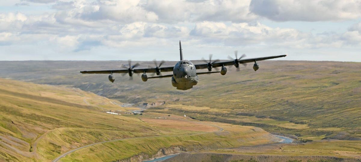 US Air Force special operations forces are eyeing powered gliders to resupply troops far from friendly supply lines