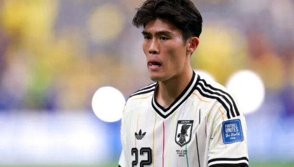 Japan defender Tomiyasu joins Crystal Palace