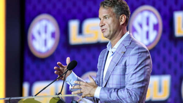 Browns HC shares that Lane Kiffin called amid transfer portal chaos