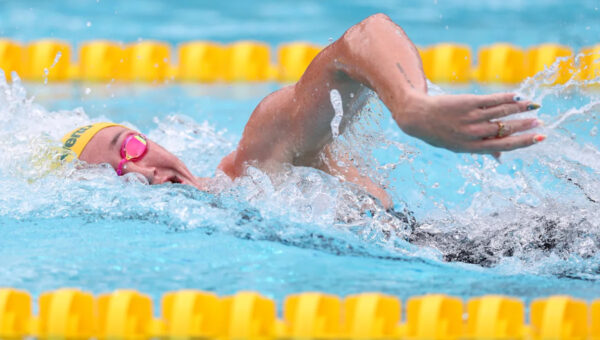 Australian Lani Pallister upsets Katie Ledecky to win Pan Pacs gold in 400m freestyle