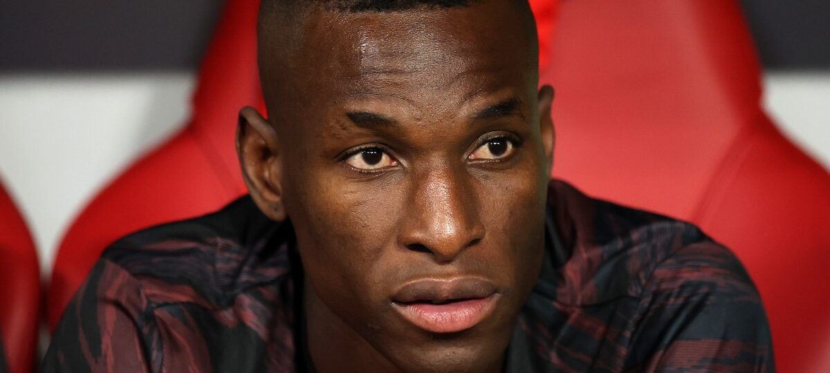 Chelsea “on the verge” of accepting €70m offer from Premier League rivals for attacker