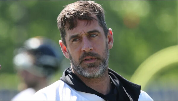 “There’s Been a Narrative”: Aaron Rodgers Explains Wife’s Role in Helping Him Reconnect With Family After Years of Separation