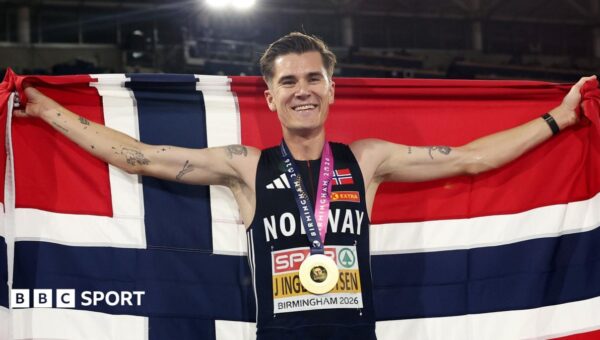 Ingebrigtsen returns from ‘lowest of lows’ to clinch 5,000m gold