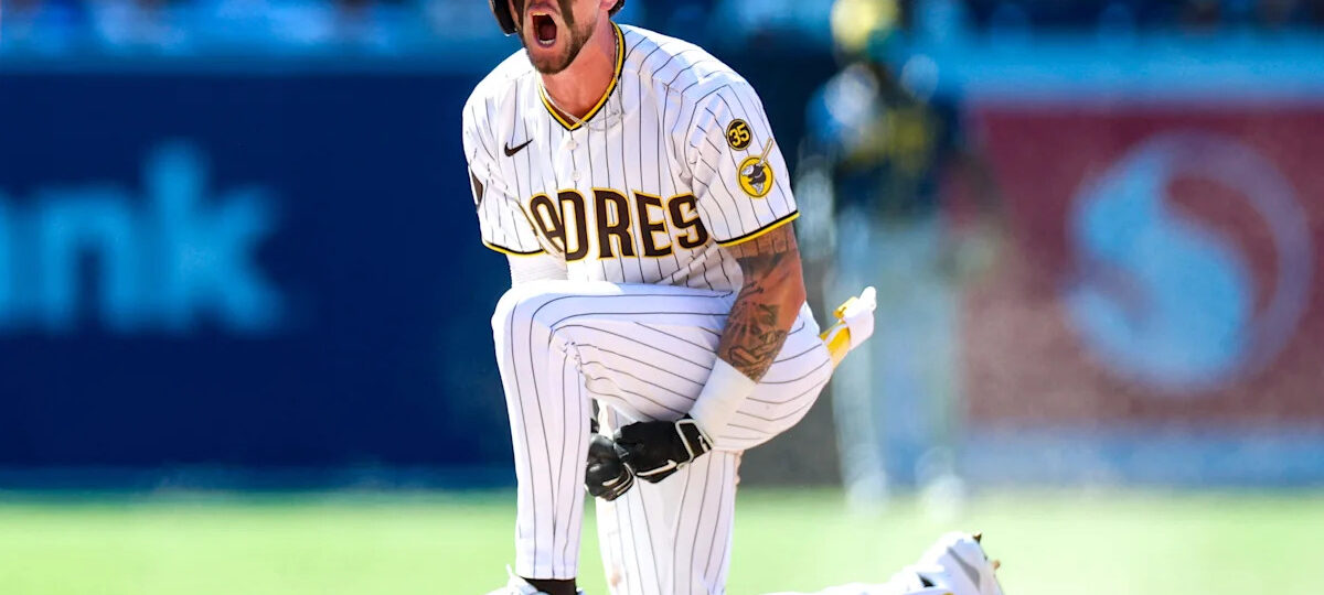 Padres player earns $5 million with his 500th plate appearance