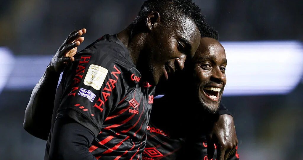 Furacão in title race? Brasileirão top scorer sinks Santos back into Z-4