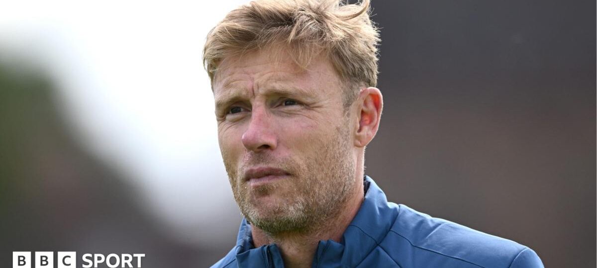 Flintoff leaves England Lions head coach role