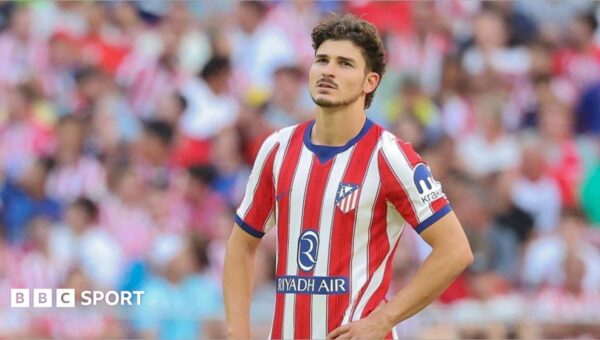 ‘0% chance’ – Atletico hit back at Barca over Alvarez transfer row