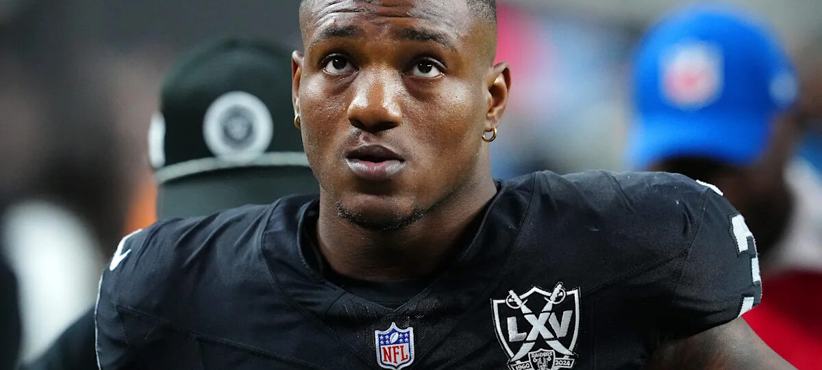 Once promising Raiders free agent RB finally finds a landing spot.