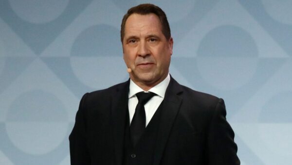 EPL: David Seaman predicts surprise team to challenge Arsenal for title