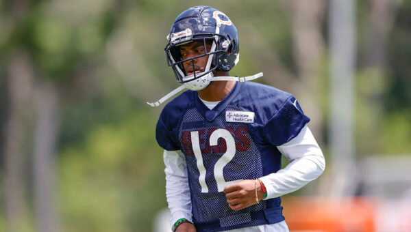 Allen Robinson announces retirement
